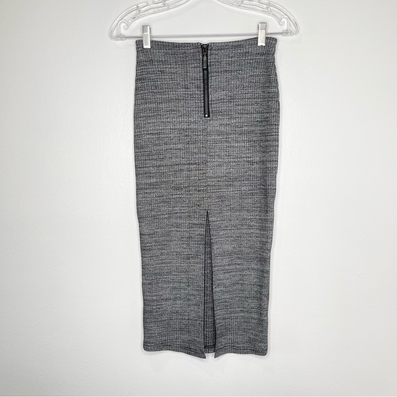 Silence and Noise Pencil Skirt in Gray Size S - Picture 2 of 3